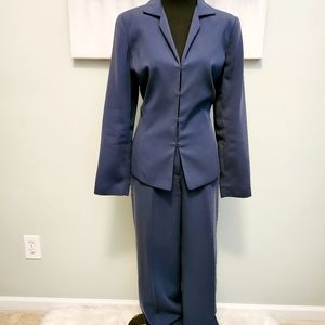 Focus 2000 pant suit
